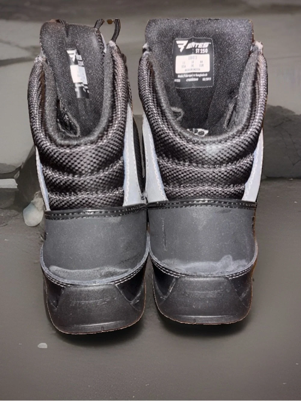Bates Taser Performance Men's Motorcycle Boots in grey and black, Men’s size 11